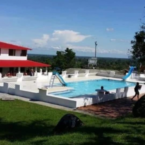 Hotel Hacienda Casa Roja